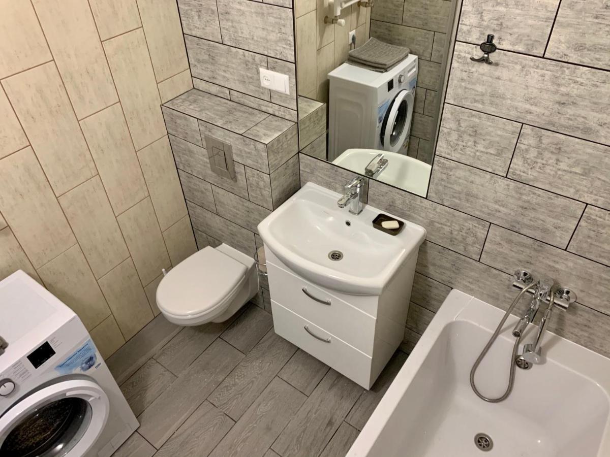 Apartment For You Ivano-Frankivsk Luaran gambar
