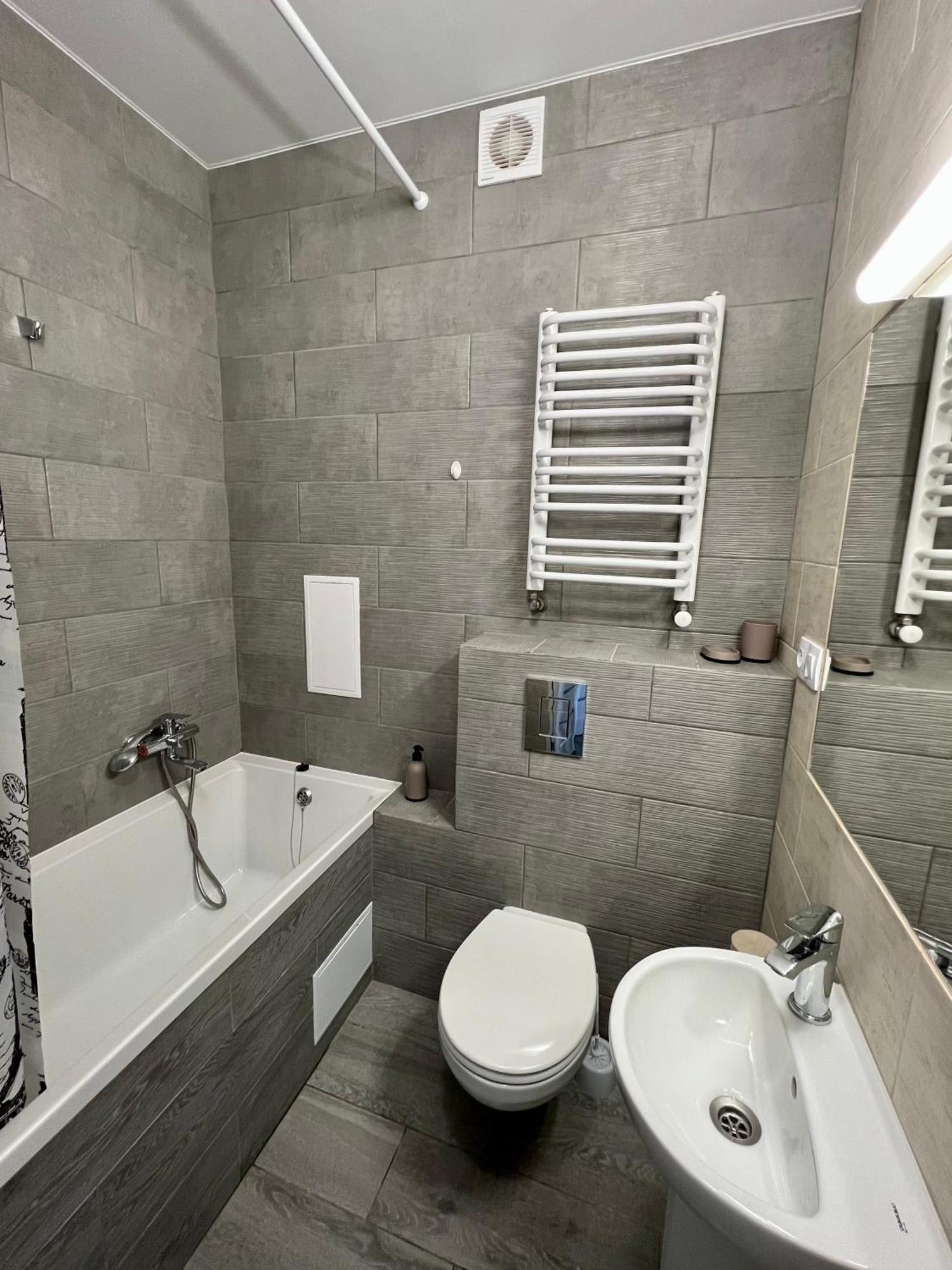 Apartment For You Ivano-Frankivsk Luaran gambar
